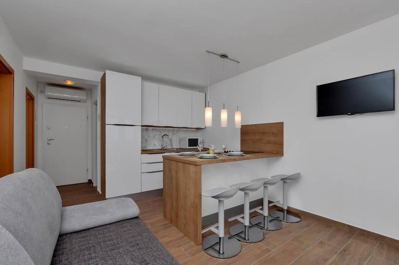 Ivan Sea View Apartment Макарска Экстерьер фото